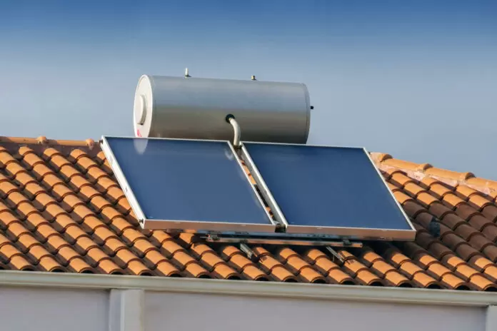 solar hot water installation on gold coast roof