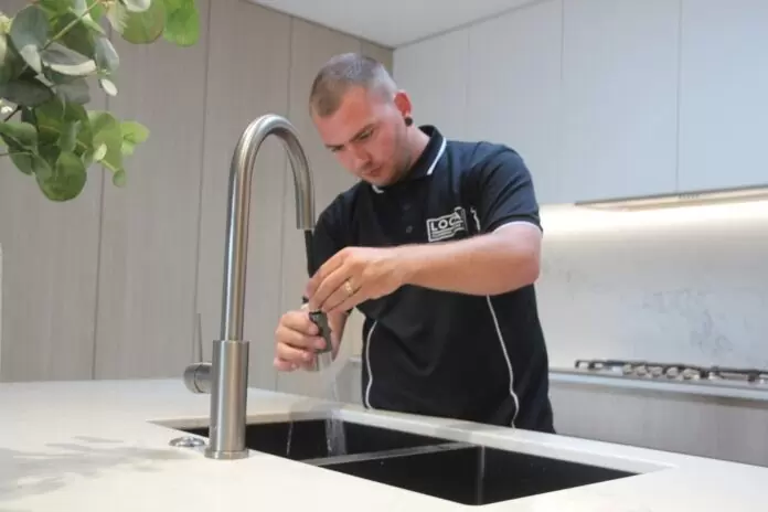 Kitchen Tap Replacement Gold Coast
