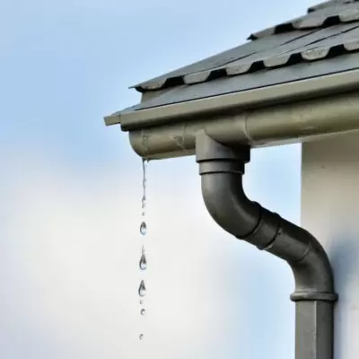 gutter leaking common causes & fixes